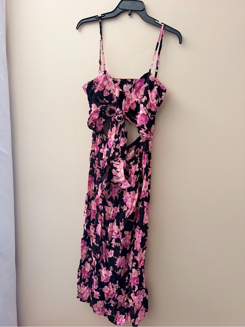Flynn Skye Black and Pink Floral Midi Dress